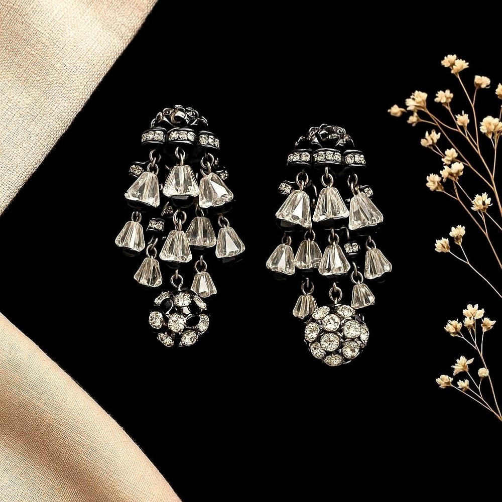 Vintage Rhinestone Chandelier‎ Clip-On Earrings Dangles 50s Glam Costume Jewelry